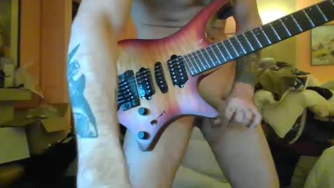 Snapshot of polishrifle3 chatting on February 20, 2025, 3:01 am jaws online show from February 20, 2025, 3:01 am