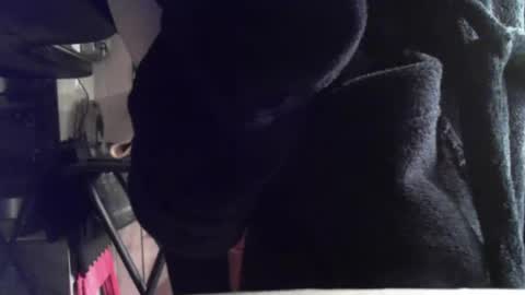 polle15 online show from February 12, 2025, 3:18 am