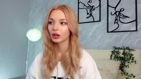 pollimills online show from September 14, 2025, 7:29 am