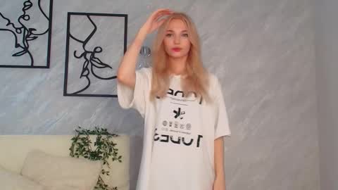 pollimills online show from September 15, 2025, 7:19 am