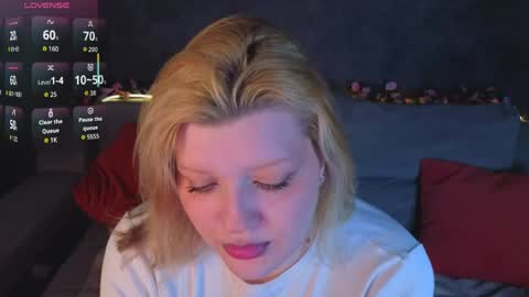 Polly online show from May 18, 2026, 4:07 am