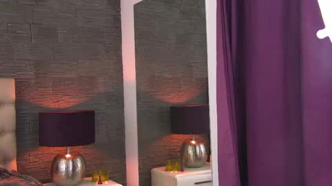 polly_curiouss online show from April 29, 2026, 5:30 pm