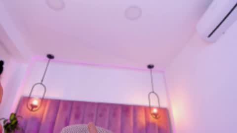 POLLY online show from March 25, 2026, 10:21 am