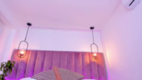 POLLY online show from April 8, 2026, 10:15 am