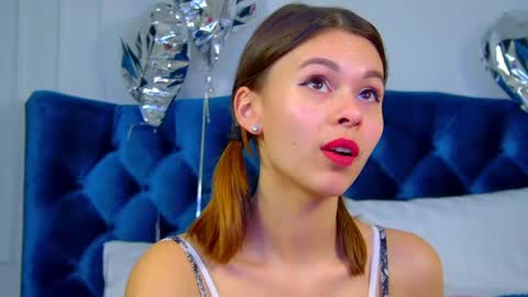 Snapshot of pollylanders chatting on February 15, 2025, 9:59 pm Polly online show from February 15, 2025, 9:59 pm