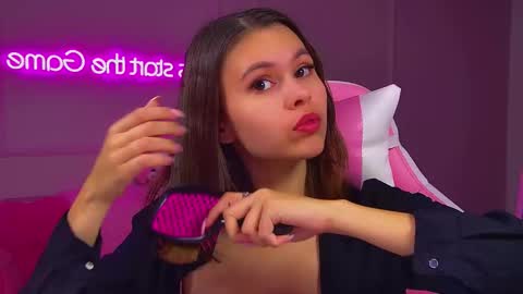 Snapshot of pollylanders chatting on October 10, 2025, 6:18 pm Polly online show from October 10, 2025, 6:18 pm