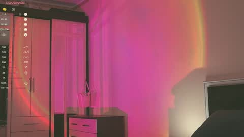 Snapshot of polusladkoye chatting on January 15, 2025, 9:09 pm Megan.online online show from January 15, 2025, 9:09 pm