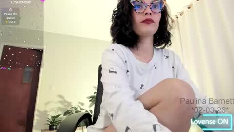 paulina barnett online show from March 3, 2026, 2:39 am