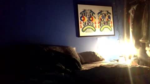 polymamii online show from February 3, 2026, 4:43 am