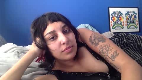 polymamii online show from March 2, 2026, 10:05 pm