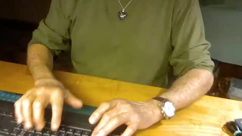 pomme1949 online show from February 7, 2025, 5:29 pm