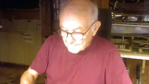 pomme1949 online show from September 20, 2025, 4:08 pm