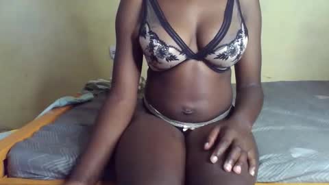 Snapshot of pookietalie23 chatting on November 30, 2025, 11:47 am pookie online show from November 30, 2025, 11:47 am
