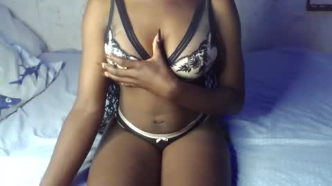 Snapshot of pookietalie23 chatting on January 19, 2026, 2:48 am pookie online show from January 19, 2026, 2:48 am