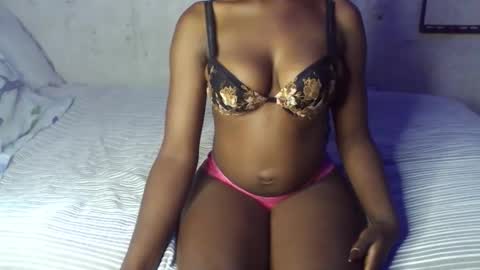 Snapshot of pookietalie23 chatting on February 10, 2026, 1:53 am pookie online show from February 10, 2026, 1:53 am
