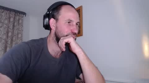 Snapshot of popadosik_mod chatting on February 27, 2026, 5:57 pm Popadosik mod online show from February 27, 2026, 5:57 pm