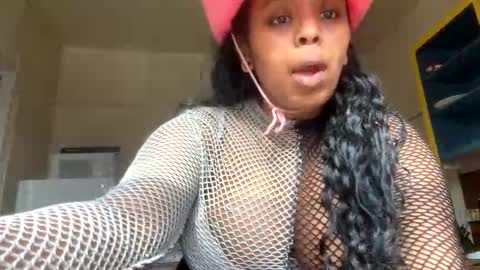 popp_i online show from November 23, 2025, 7:35 pm