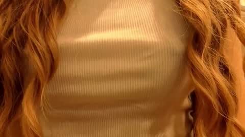 Snapshot of poppybloopy chatting on September 24, 2025, 6:11 pm April online show from September 24, 2025, 6:11 pm