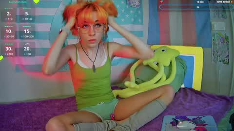 poppyfluffy online show from April 22, 2026, 2:25 am