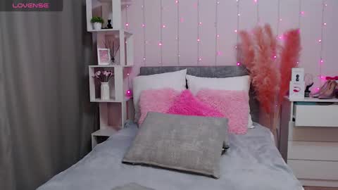 Masha  online show from February 26, 2025, 5:20 am