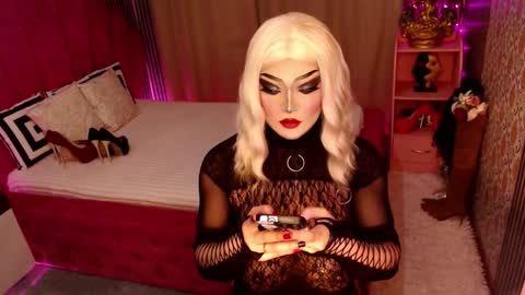 Snapshot of pornstarshaina chatting on December 24, 2024, 11:55 pm pornstarshaina online show from December 24, 2024, 11:55 pm