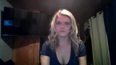 Snapshot of porshabelle chatting on December 22, 2025, 1:46 am porshabelle online show from December 22, 2025, 1:46 am