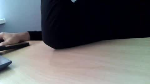 Snapshot of porw23 chatting on December 25, 2024, 7:03 am porw23 online show from December 25, 2024, 7:03 am