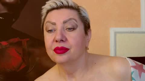 LADY POSH online show from November 20, 2025, 9:25 pm