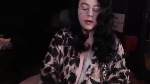 PoshMistres    online show from April 8, 2026, 5:46 pm