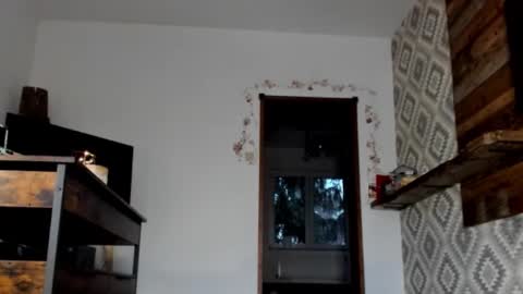 Snapshot of positivevibess chatting on December 1, 2025, 2:22 pm positivevibess online show from December 1, 2025, 2:22 pm