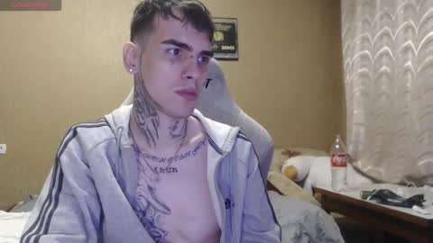 J online show from October 8, 2025, 3:53 pm