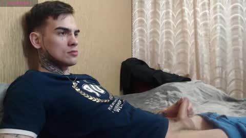 J online show from October 17, 2025, 7:27 pm