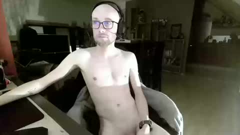 Blou online show from March 12, 2026, 9:54 pm