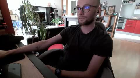 Blou online show from March 28, 2026, 1:54 pm