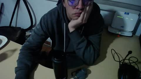 powerfulzeus2 online show from October 31, 2025, 2:01 am