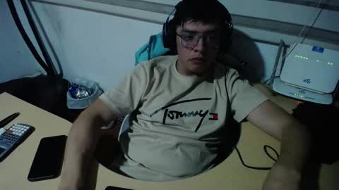 powerfulzeus2 online show from November 29, 2025, 2:03 am