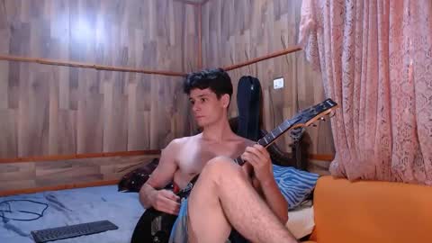 Snapshot of powertwinky chatting on December 15, 2024, 9:31 pm chris independent  online show from December 15, 2024, 9:31 pm