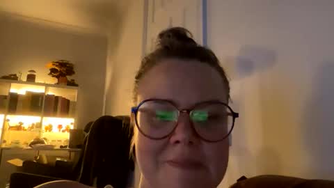 Snapshot of ppriestess chatting on May 23, 2026, 10:25 pm ppriestess online show from May 23, 2026, 10:25 pm