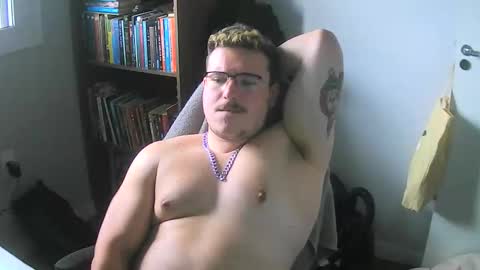 Snapshot of pradbate chatting on January 15, 2026, 6:00 pm Pradoka online show from January 15, 2026, 6:00 pm