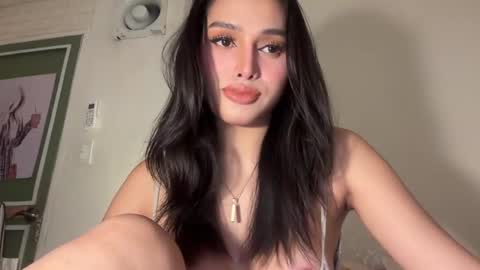 Snapshot of precious_amber69 chatting on December 2, 2024, 11:07 pm Oh my Amber online show from December 2, 2024, 11:07 pm