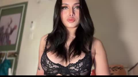 Snapshot of precious_amber69 chatting on February 5, 2025, 3:13 am Oh my Amber online show from February 5, 2025, 3:13 am