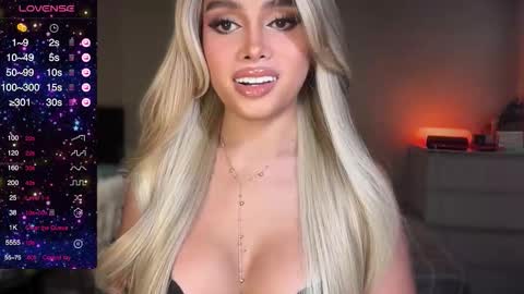 Snapshot of precious_amber69 chatting on October 13, 2025, 10:54 pm Oh my Amber online show from October 13, 2025, 10:54 pm