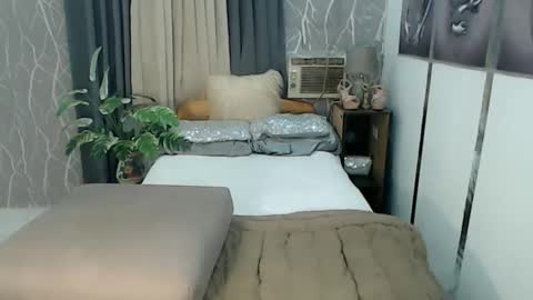 Snapshot of precious_sy chatting on February 3, 2026, 6:40 am ur hot and wet precious online show from February 3, 2026, 6:40 am