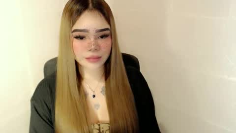 MAXXINE online show from March 9, 2026, 7:34 am