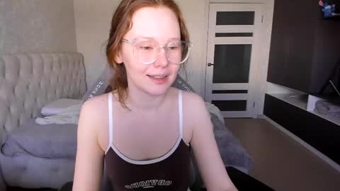 preety_niki online show from May 1, 2026, 3:44 am