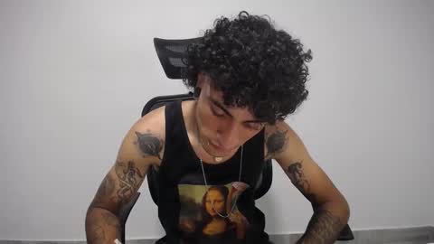 Plux online show from February 10, 2025, 5:03 am