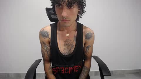 Plux online show from February 16, 2025, 3:47 am