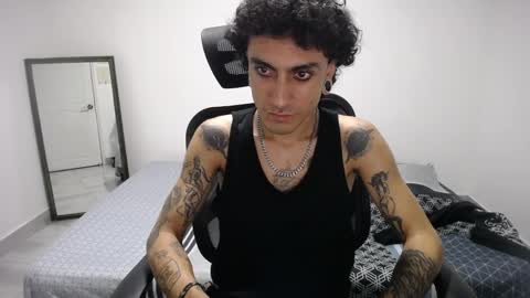 Plux online show from April 9, 2026, 6:19 am