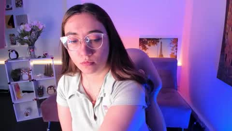 Camila  online show from April 9, 2026, 12:10 pm