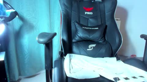 PRESSURE online show from March 5, 2026, 9:05 am